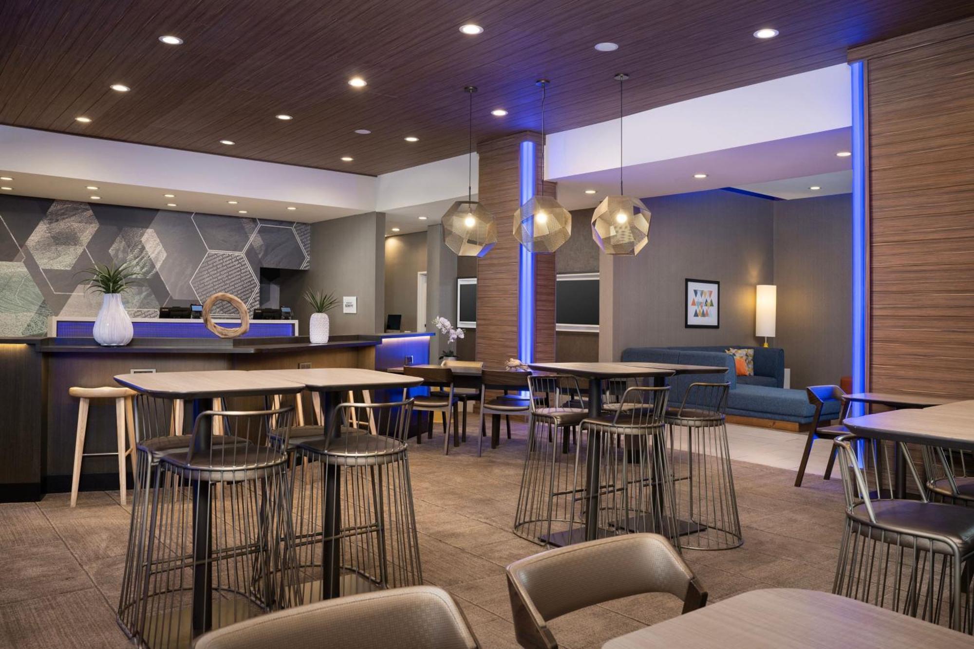 Springhill Suites By Marriott Birmingham Gardendale Exterior photo