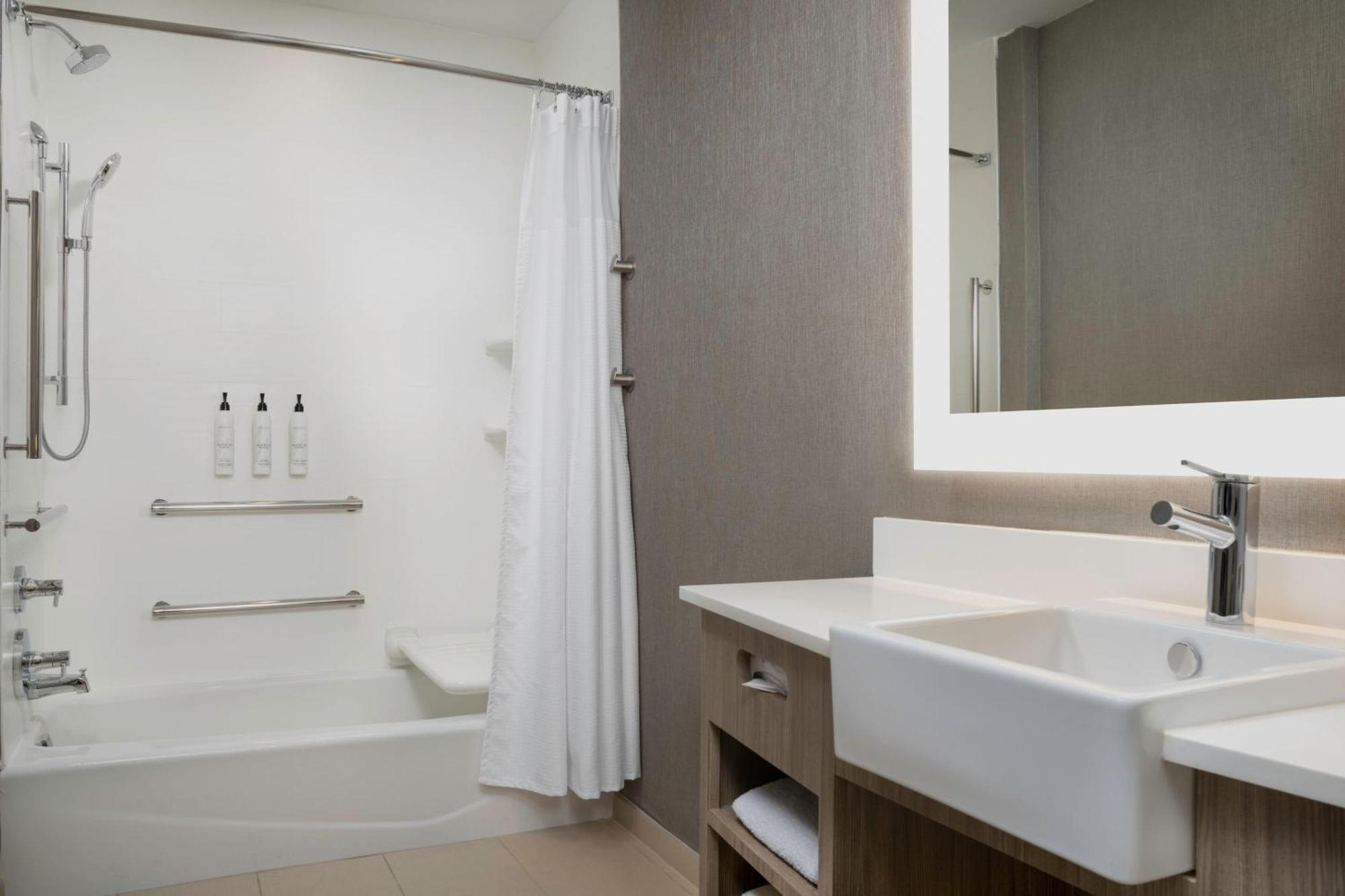 Springhill Suites By Marriott Birmingham Gardendale Exterior photo
